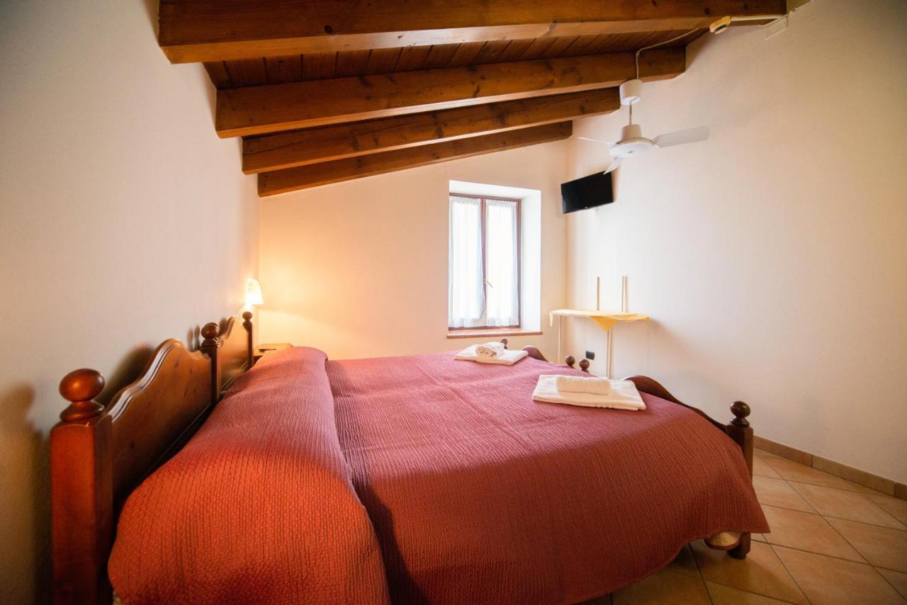 Albergo Al Platano Каприно-Веронезе Экстерьер фото
