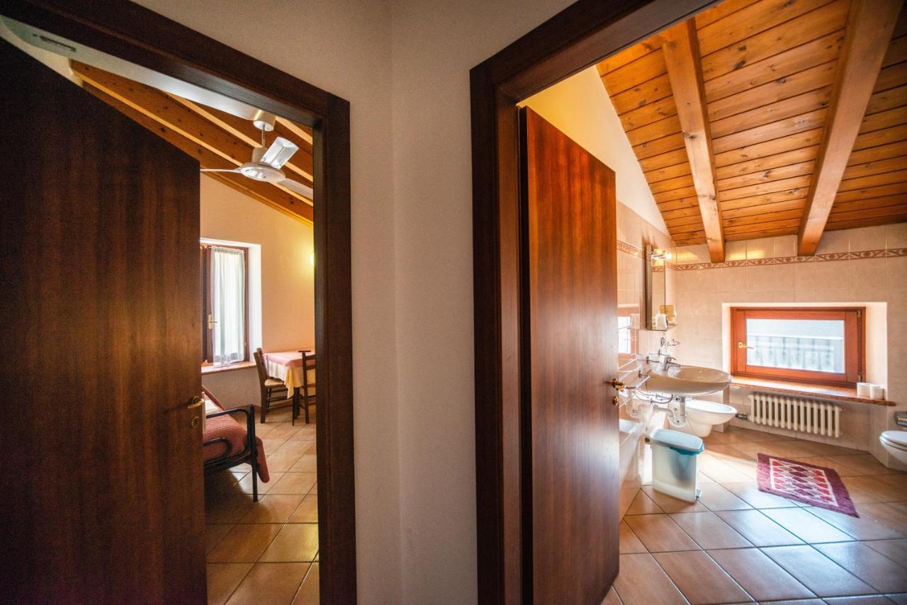 Albergo Al Platano Каприно-Веронезе Экстерьер фото