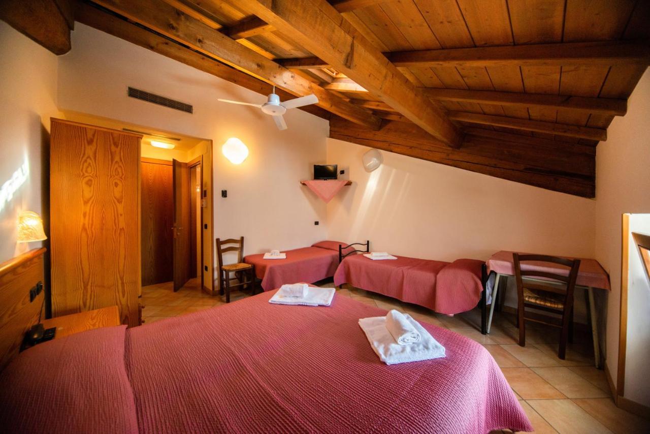 Albergo Al Platano Каприно-Веронезе Экстерьер фото