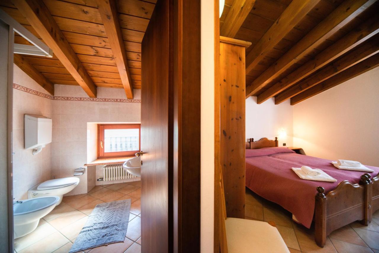 Albergo Al Platano Каприно-Веронезе Экстерьер фото